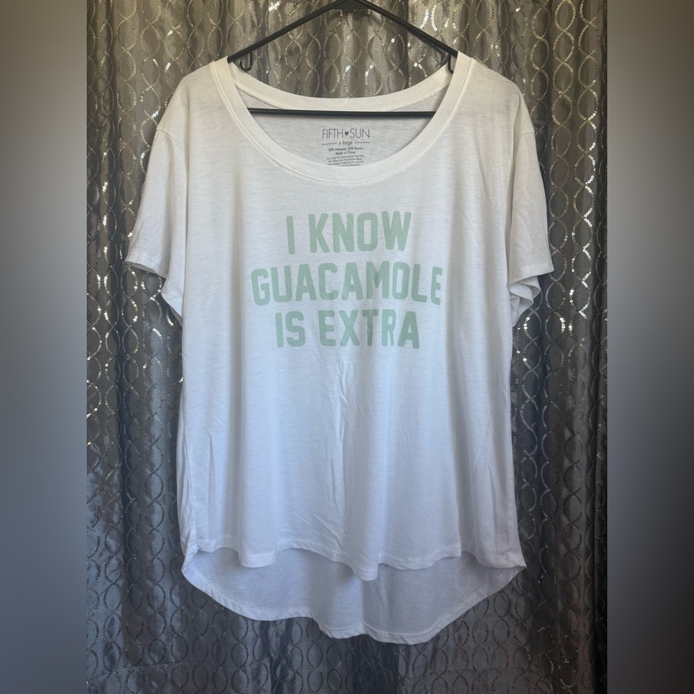 Women’s Fifth Sun White Graphic Tee Size XL